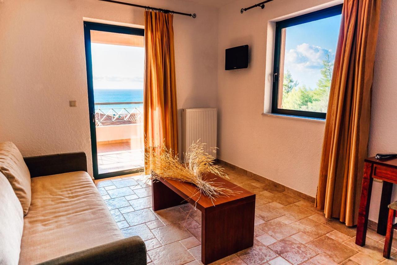 Natura Club Hotel & Spa - Adults Only Vlassada エクステリア 写真